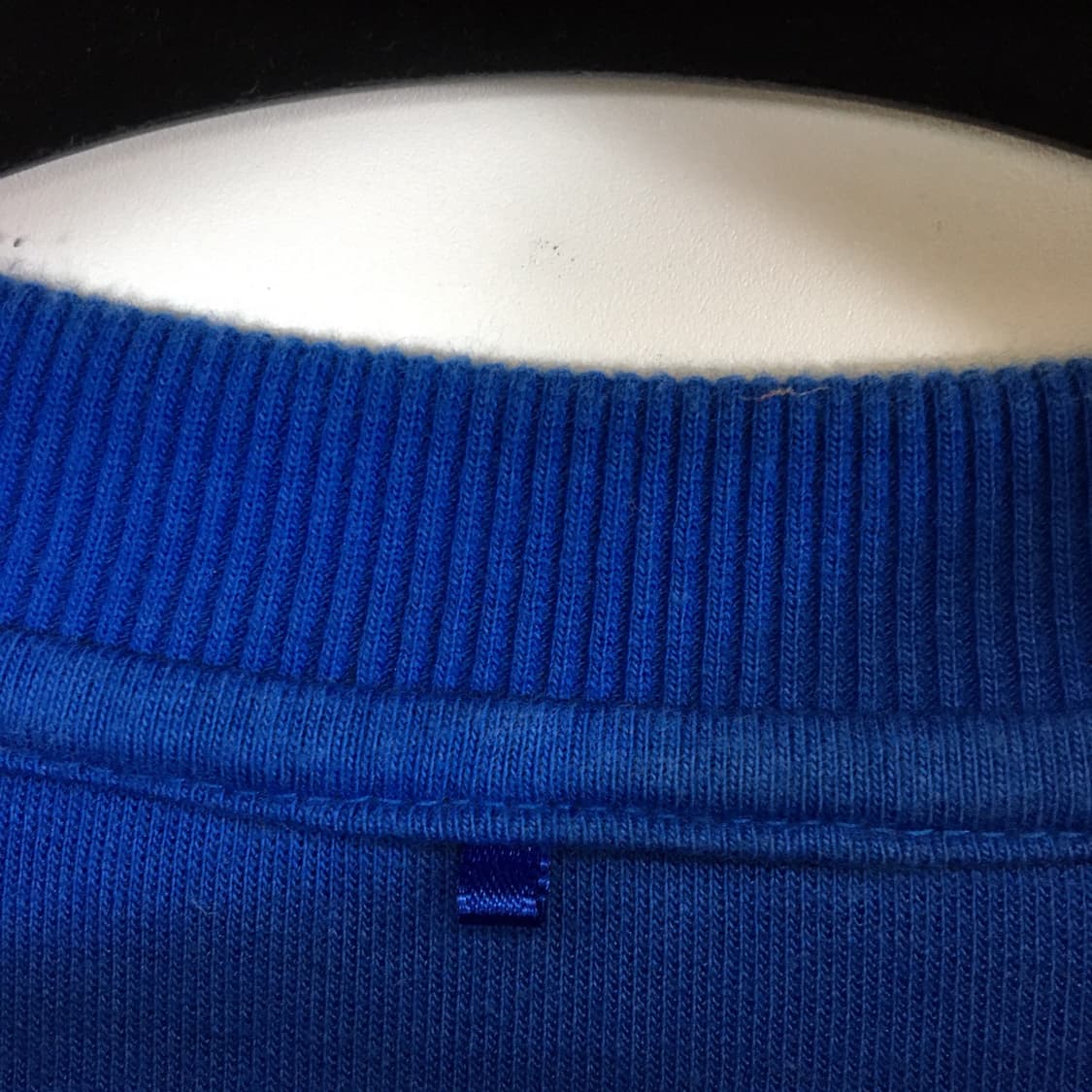 아더에러 블루 스컬처 맨투맨 A1  상품이미지6