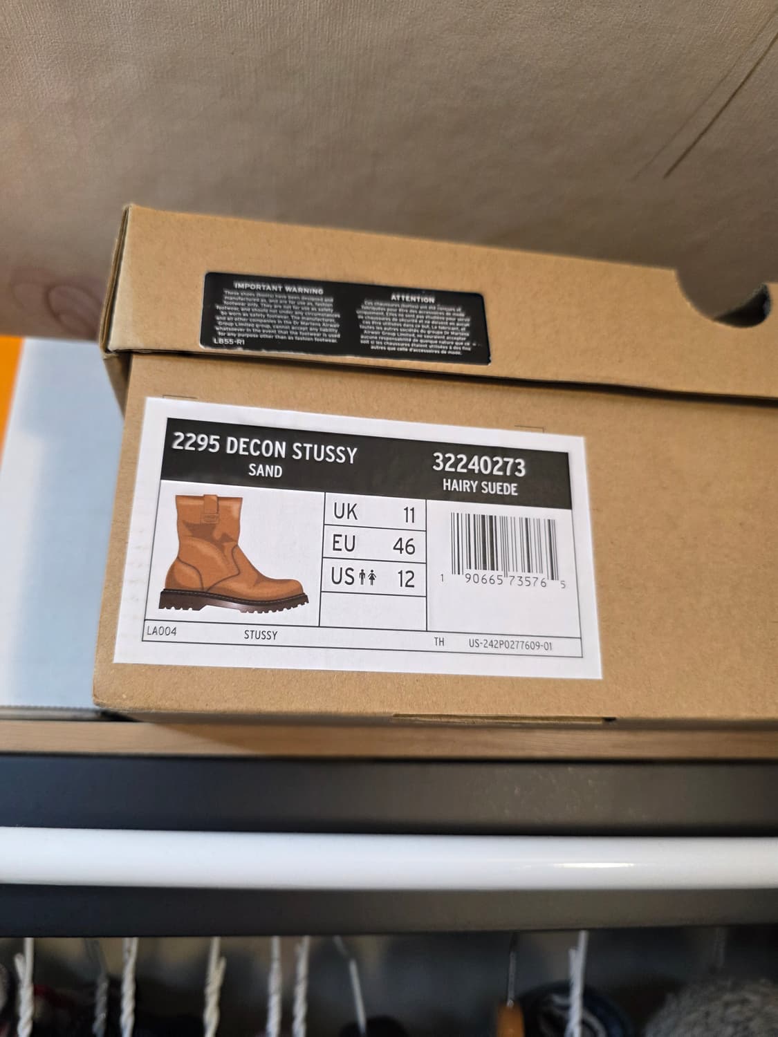 [300] 스투시 x 닥터마틴 2295 데콘 스웨이드 부츠 상품이미지2