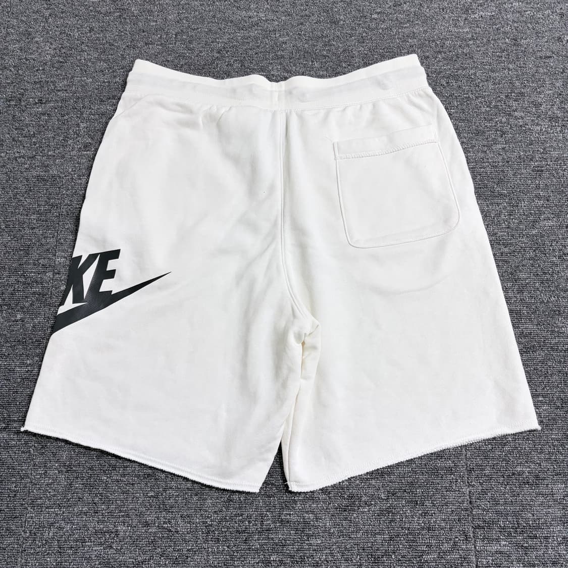 나이키 에센셜 알룸나이 쇼츠 상품이미지4