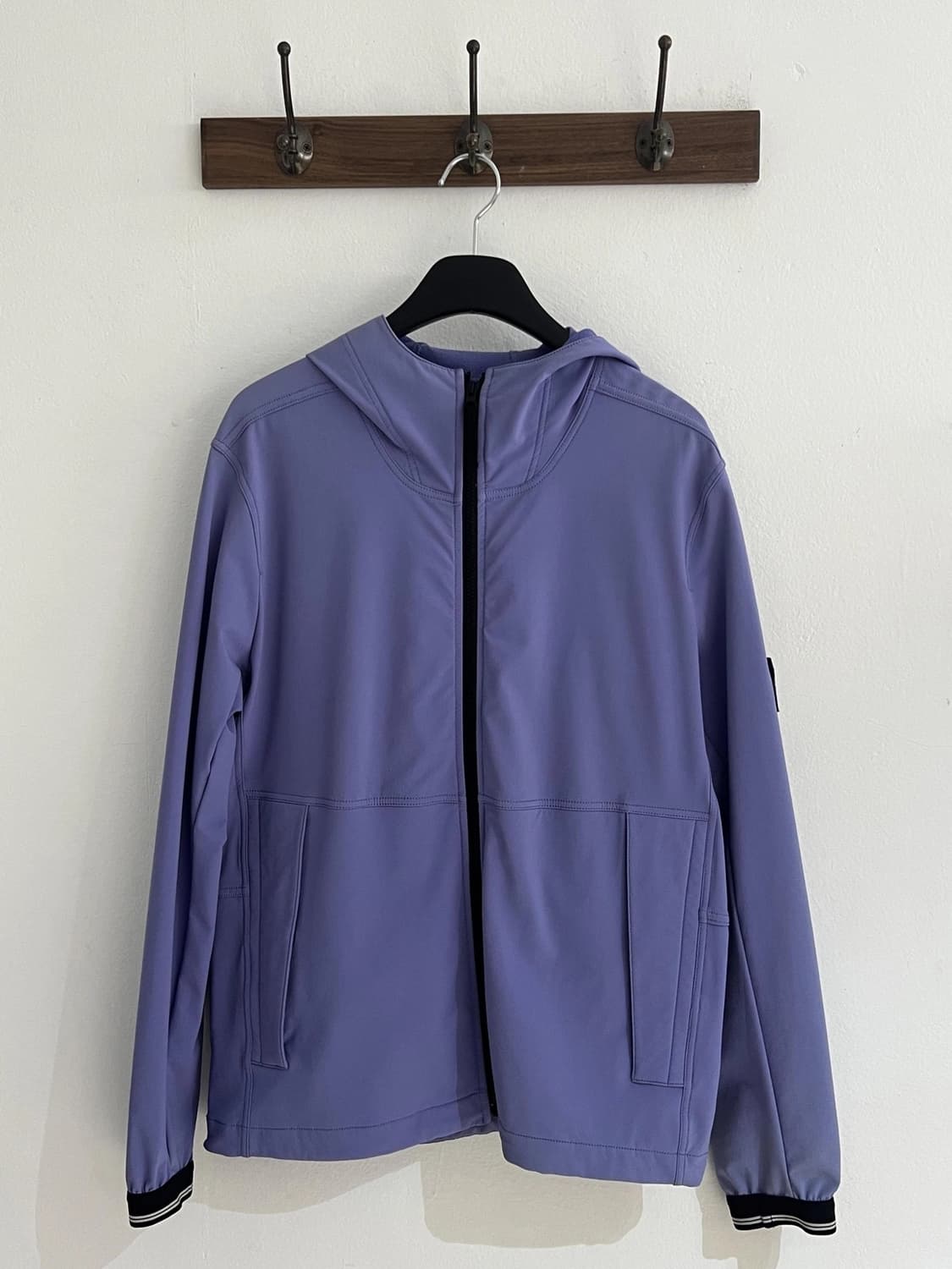 스톤아일랜드 바람막이 상품이미지1