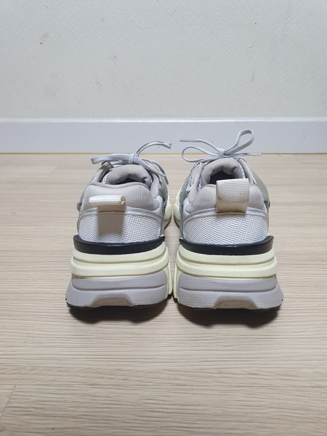 나이키 v2k 런 운동화 290 상품이미지5
