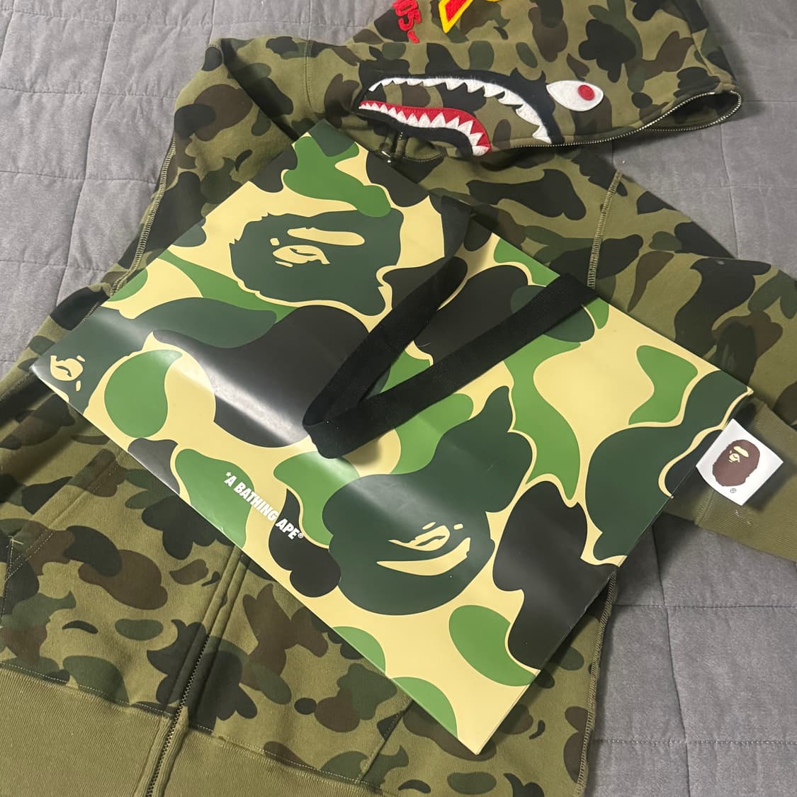 베이프 PONR 녹계 샤크후드 L 상품이미지2