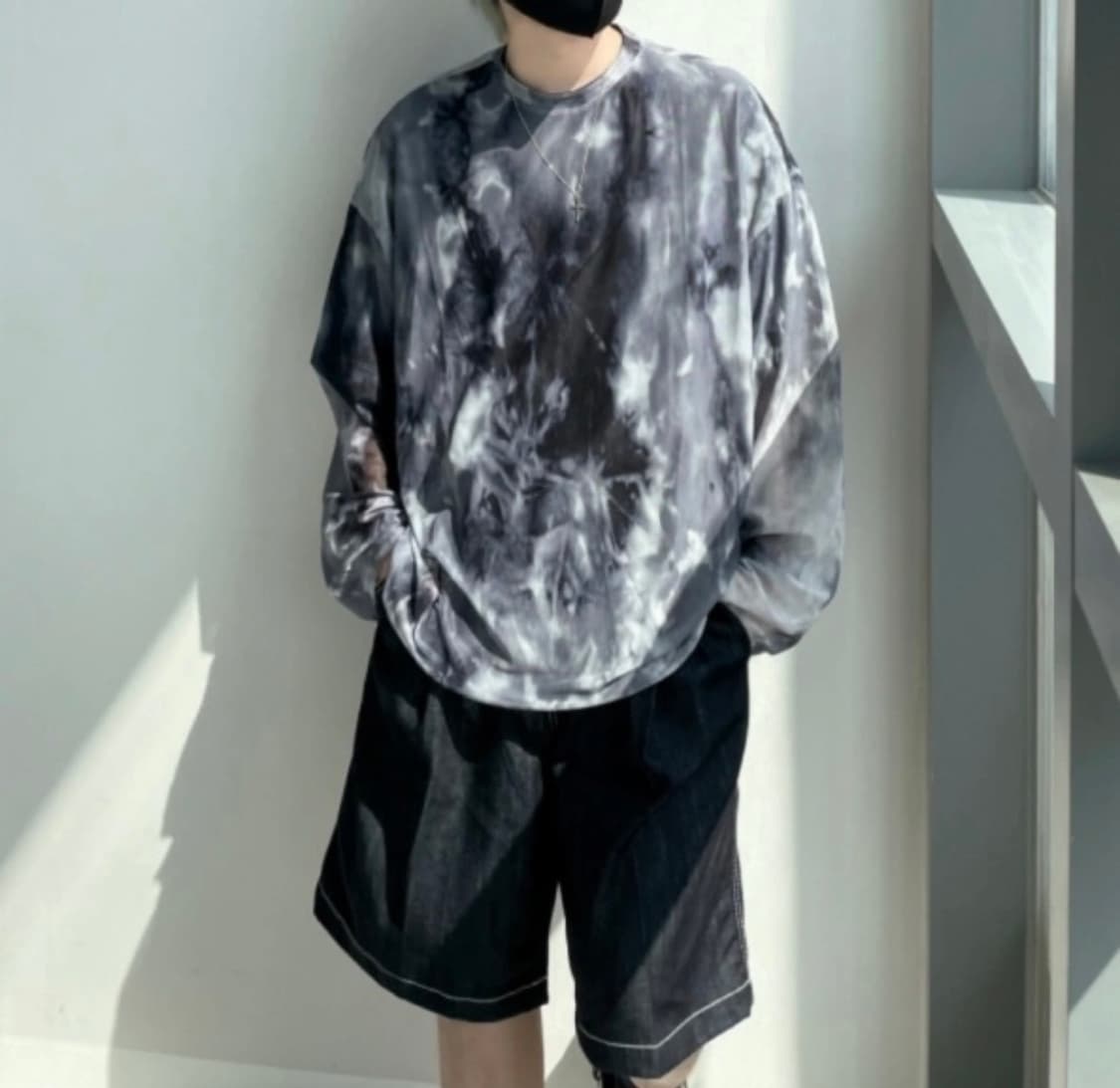 에이블리 타이다이 마블 나염 시스루 레이어드 긴팔 티셔츠 블랙 상품이미지1