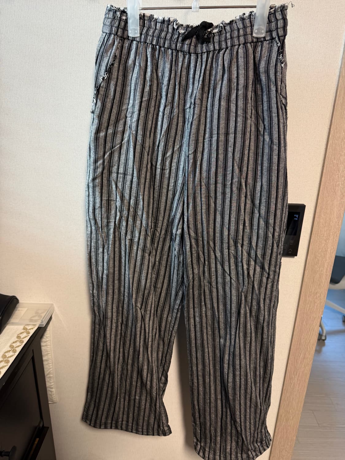 폴리수엠 FRESH EFFORTLESS PANTS [BLACK] 상품이미지3