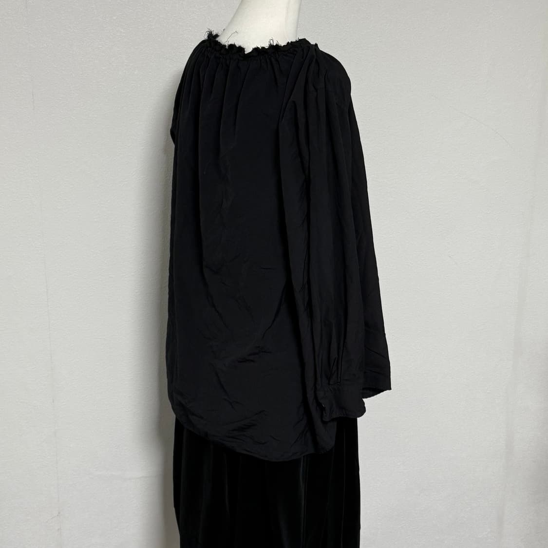 23ss 꼼데가르송 꼼데가르송 드로스트링 블라우스m 상품이미지3