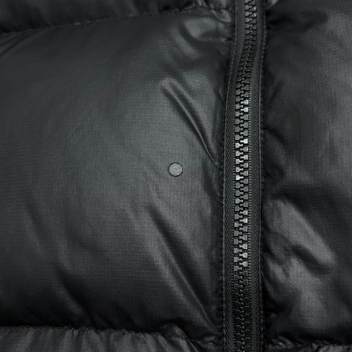 노스페이스 눕시 700 블랙 패딩 95 m 상품이미지3