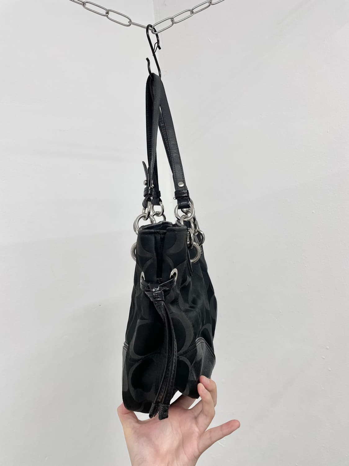 코치 블랙 자카드 숄더백 상품이미지6