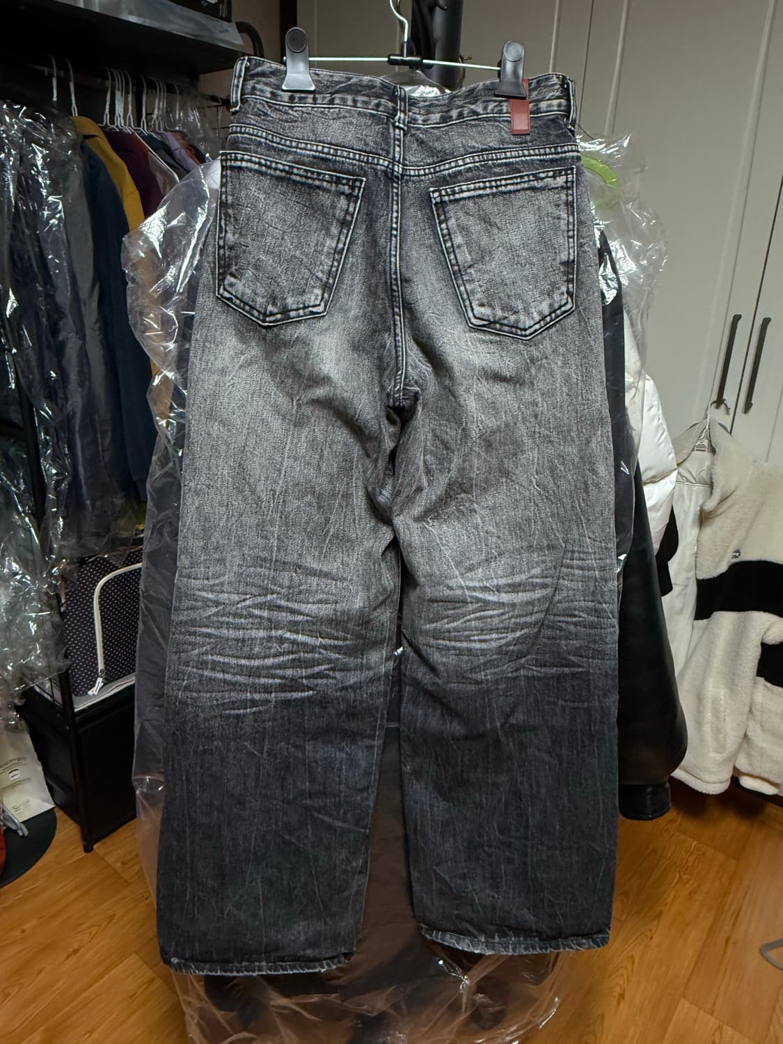 엘무드 - 맥스와이드 데님 팬츠 (볼트블랙/44) 상품이미지2