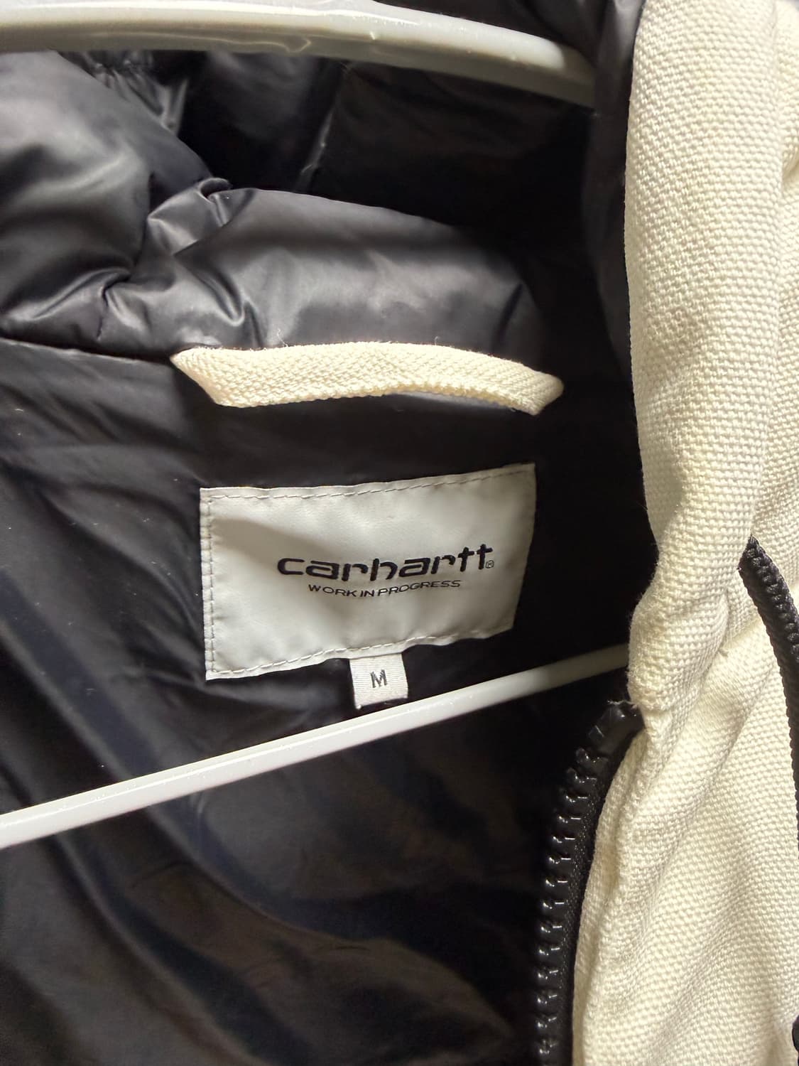 칼하트wip brooke 자켓 판매합니다 상품이미지3