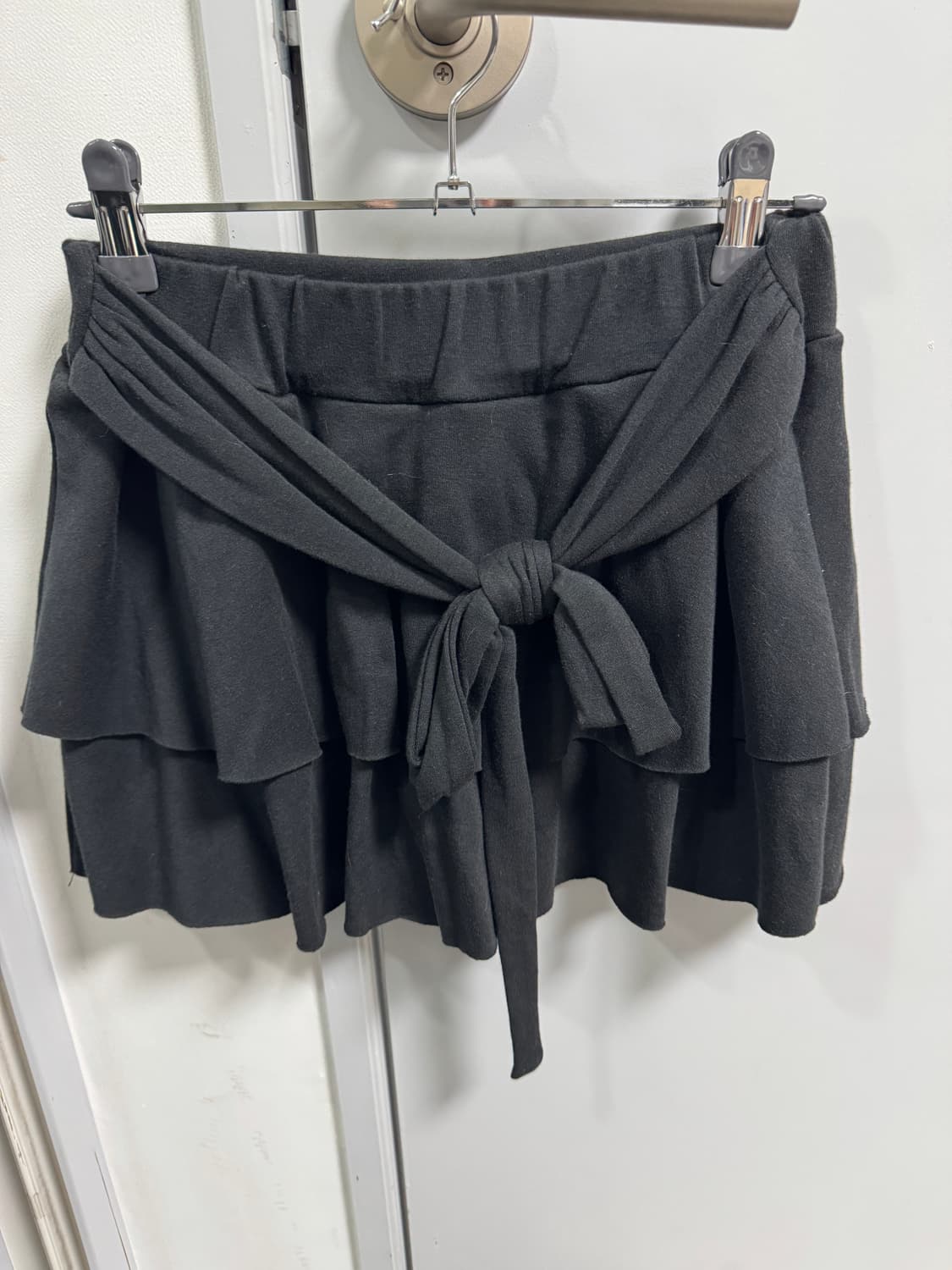 벨리아르 플리에 스커트 블랙 상품이미지1