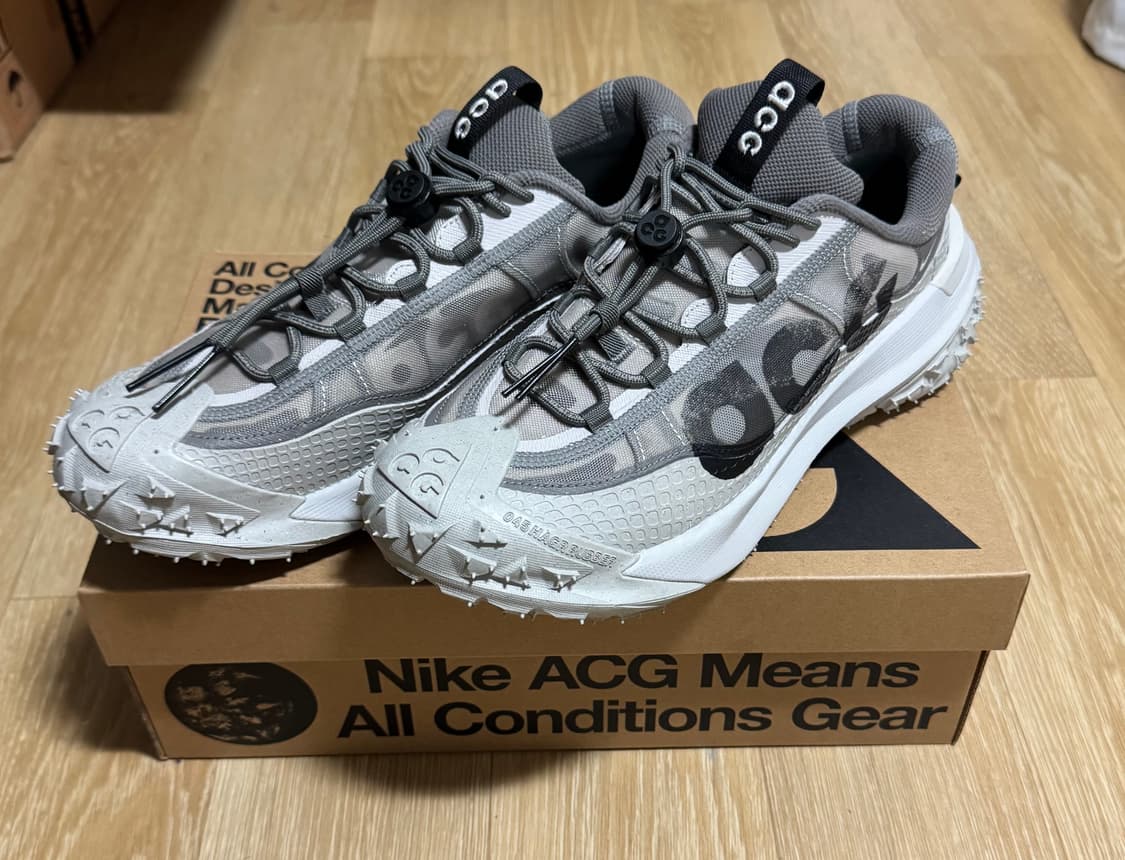 나이키 ACG 마운틴 플라이 2 로우 라이트 오어 블랙 255 상품이미지1