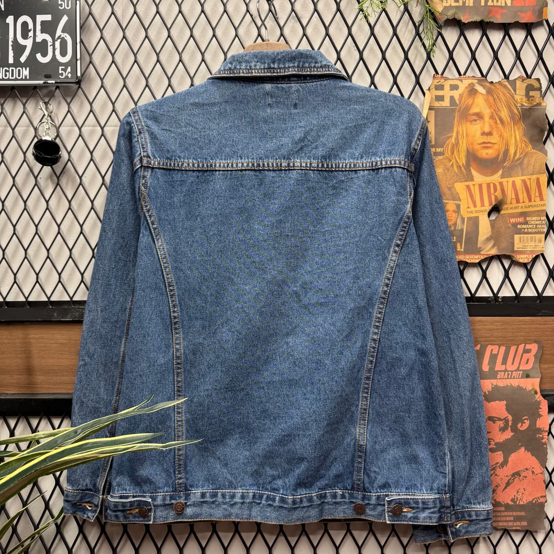 리바이스 데님 트러커 자켓 전면 투포켓 포인트 진청 상품이미지2