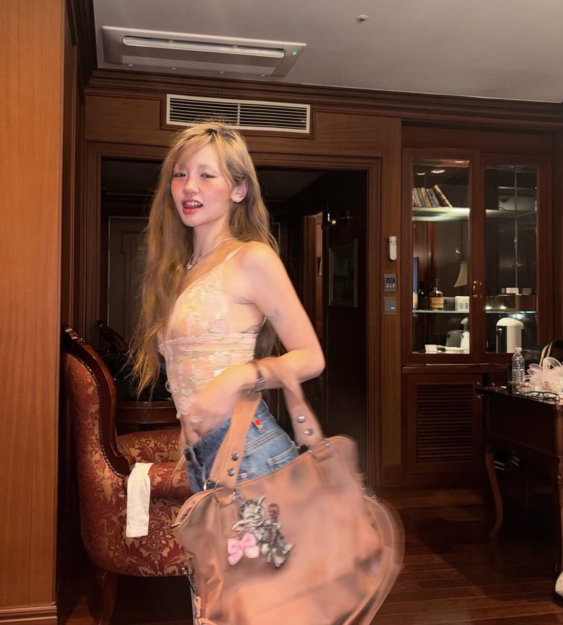 나야와시님 착용) 누아누 로즈 캐미솔 애프리콧 1 상품이미지4