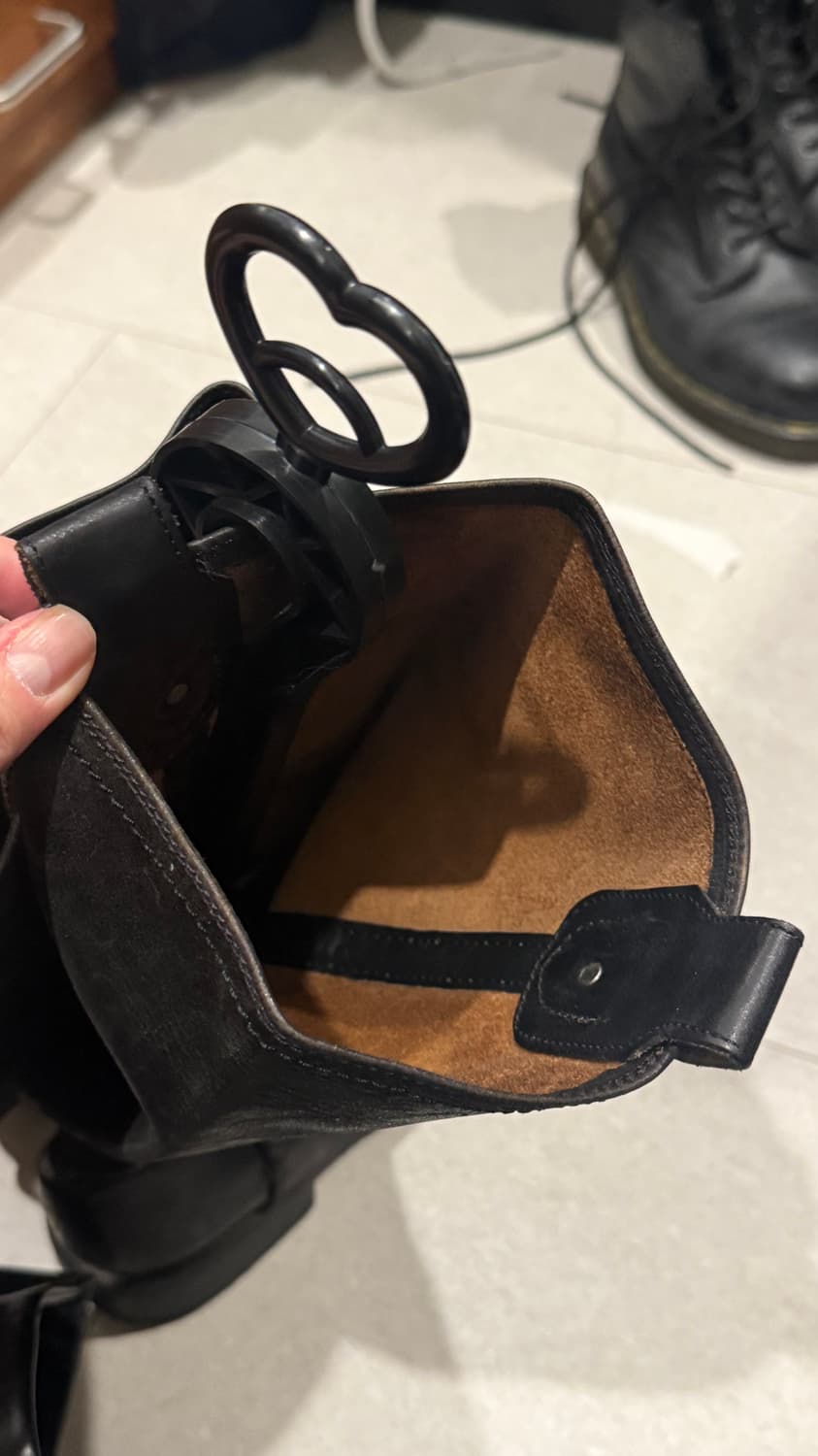 Frye black square toed bo 상품이미지3