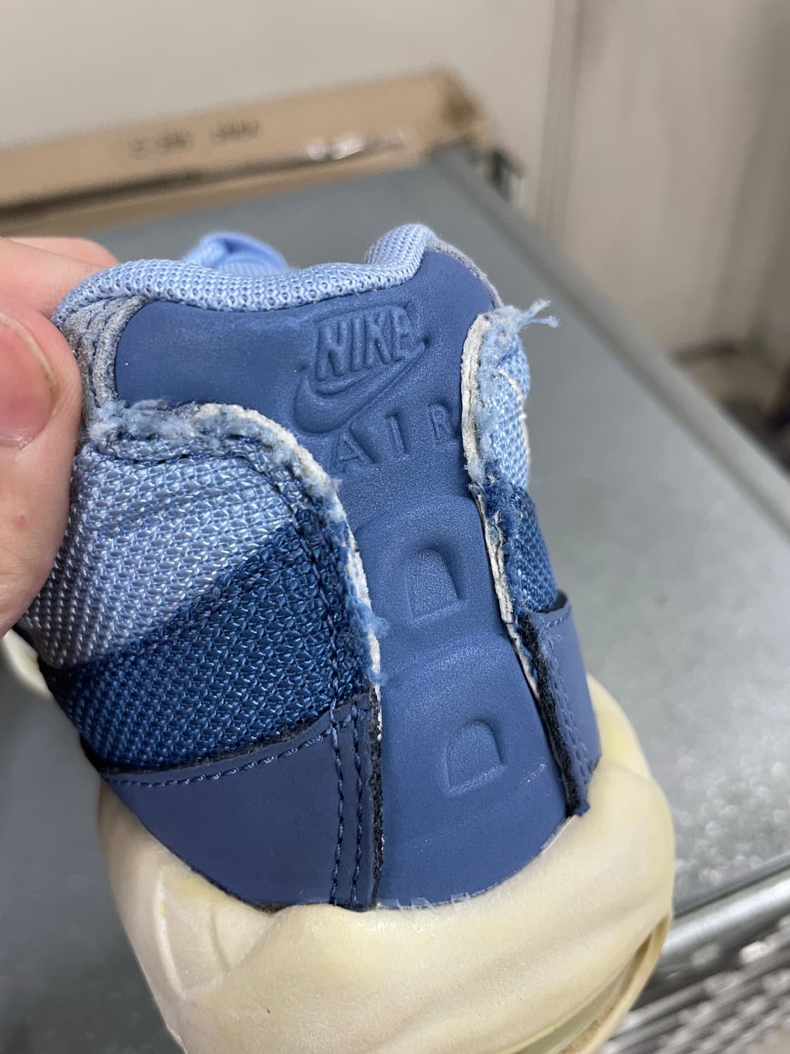 나이키 에어맥스 95 해브어나이키데이 255 상품이미지7