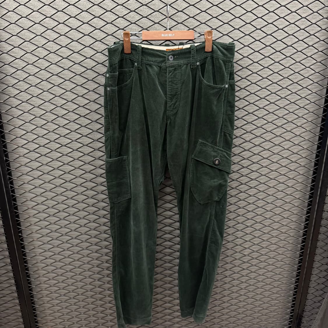 JPN VINTAGE 코듀로이 밀리터리 카고팬츠 유니크 포켓 디테일 카키 상품이미지2