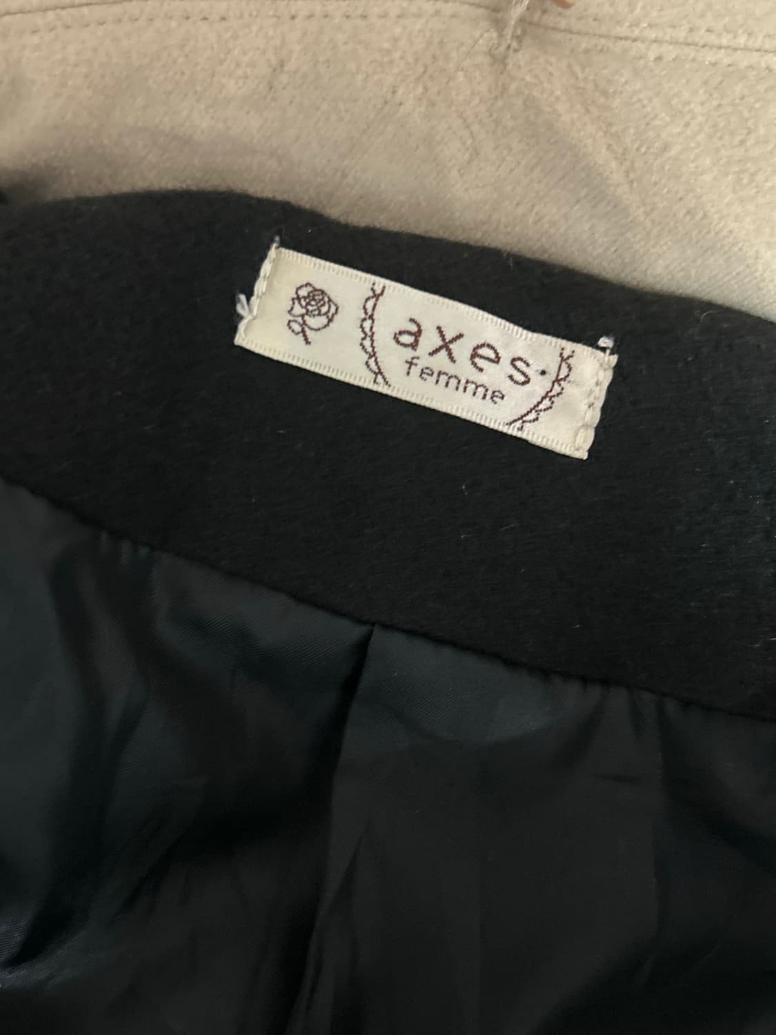 엑시즈팜 리본 블랙 겨울 코트 히메갸루 상품이미지3