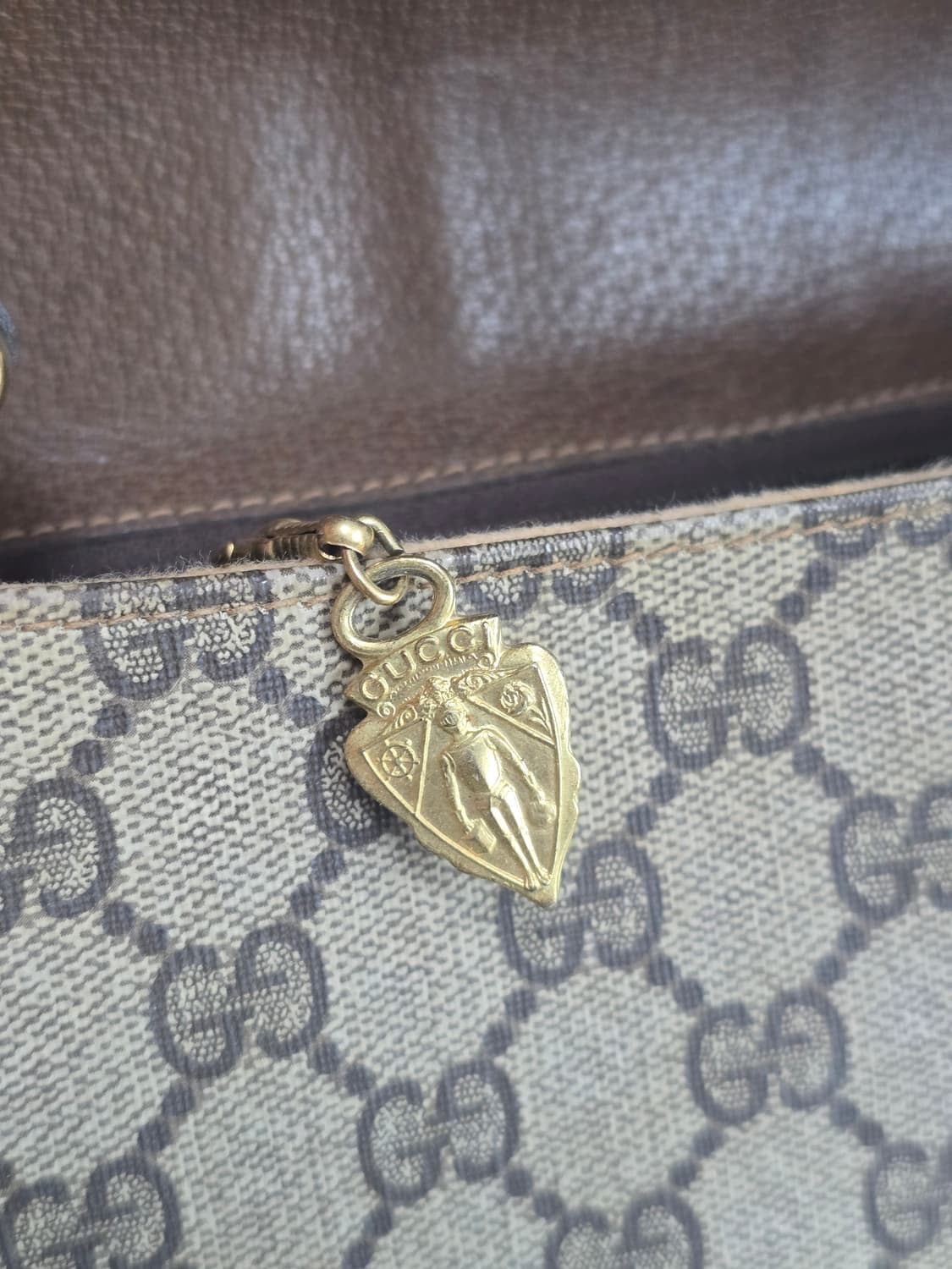 Gucci 구찌 모노그램 빈티지 숄더백 브라운  상품이미지5