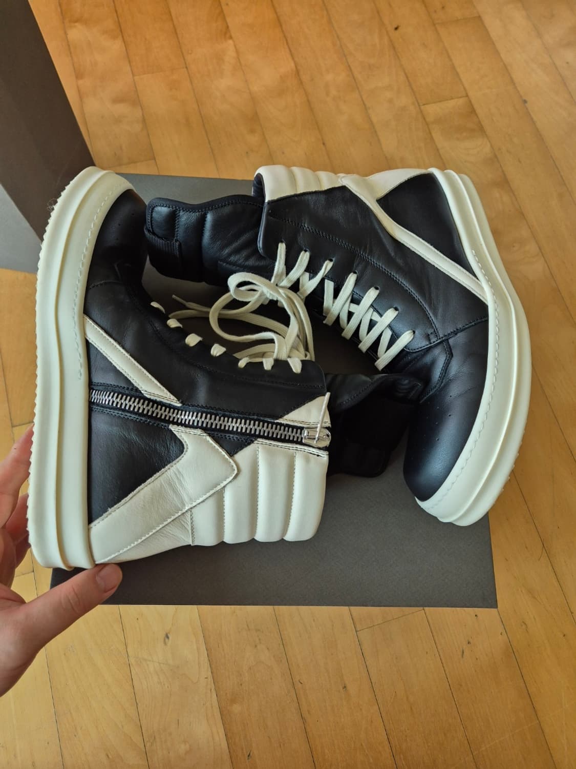 [43] 릭오웬스 지오바스켓 하이 밀크 블랙 상품이미지2