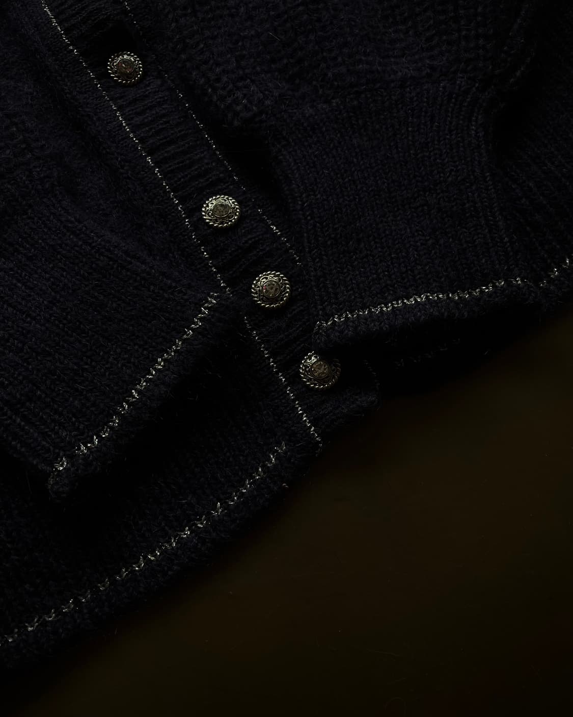 1980-90s Chamois Gothic Cross Cardign 상품이미지8