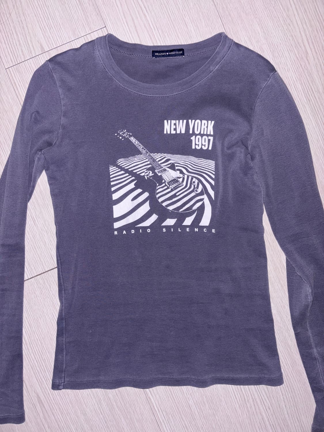 브랜디멜빌 긴팔티서츠 BRANDY MELVILLE 상품이미지1