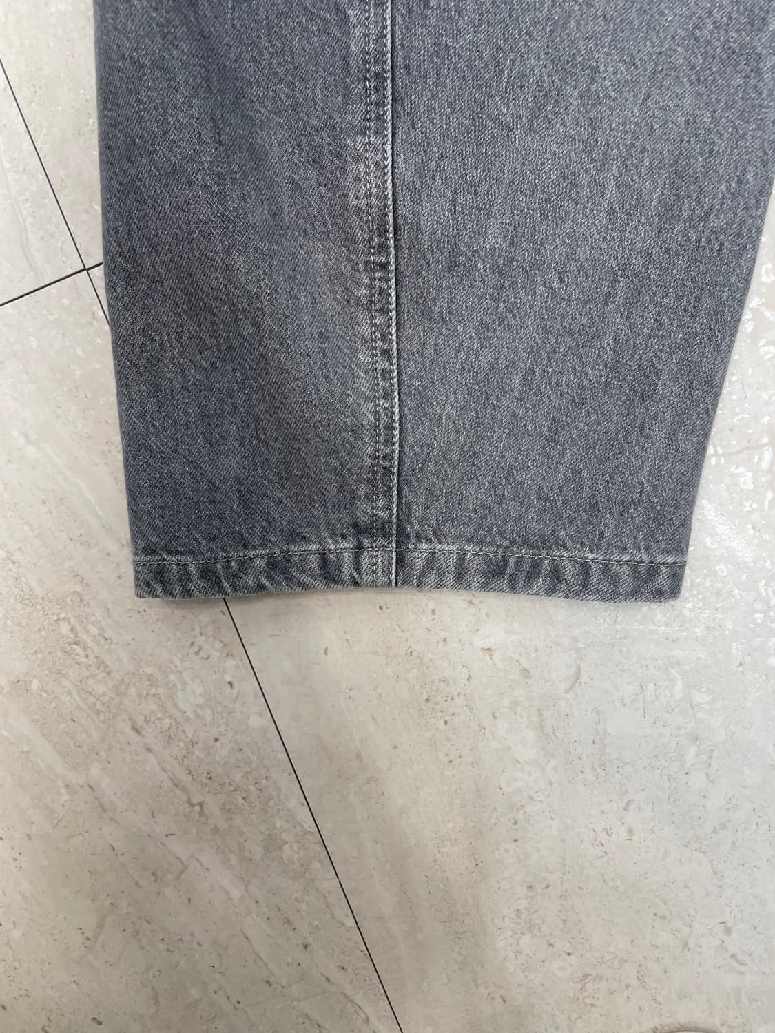 르메르 Lemaire 벨티드 스톤 그레이 데님 S사이즈 상품이미지4