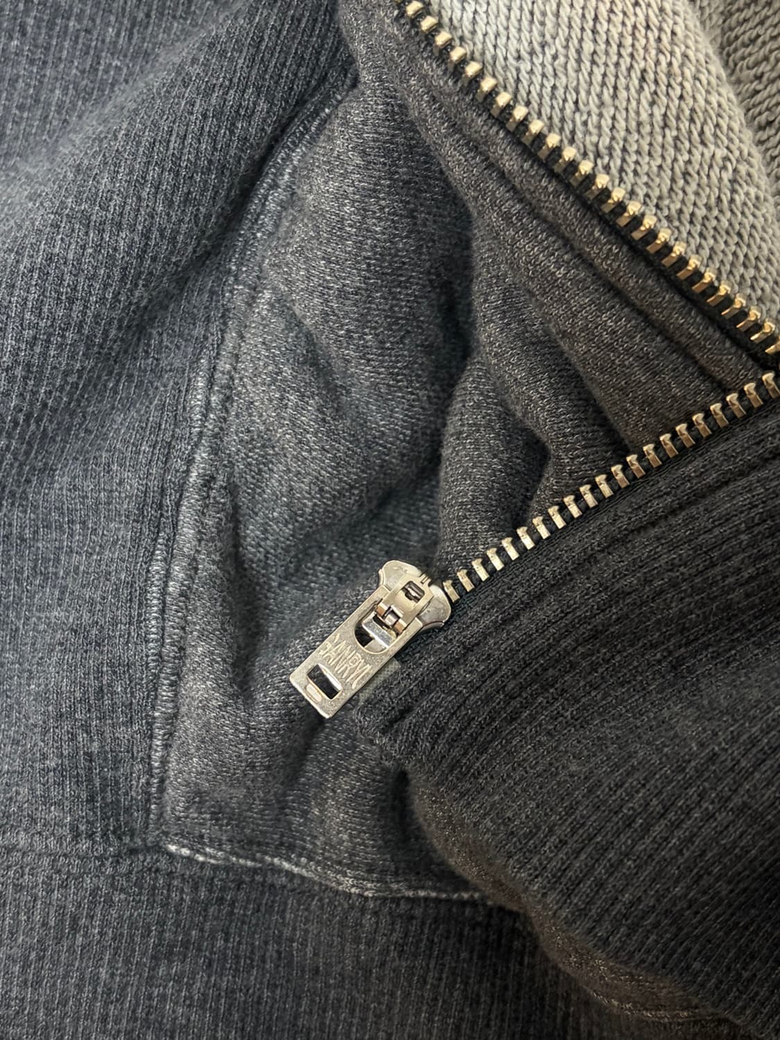 꼼데가르송 간류 후드집업 상품이미지4