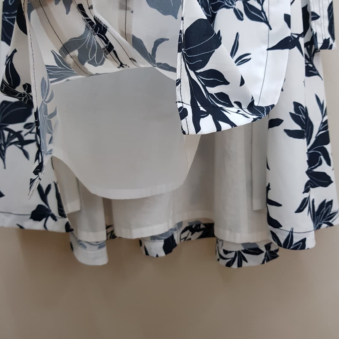 모조에스핀 2021 플라워 패턴 벨티드 롱원피스 M사이즈 상품이미지5