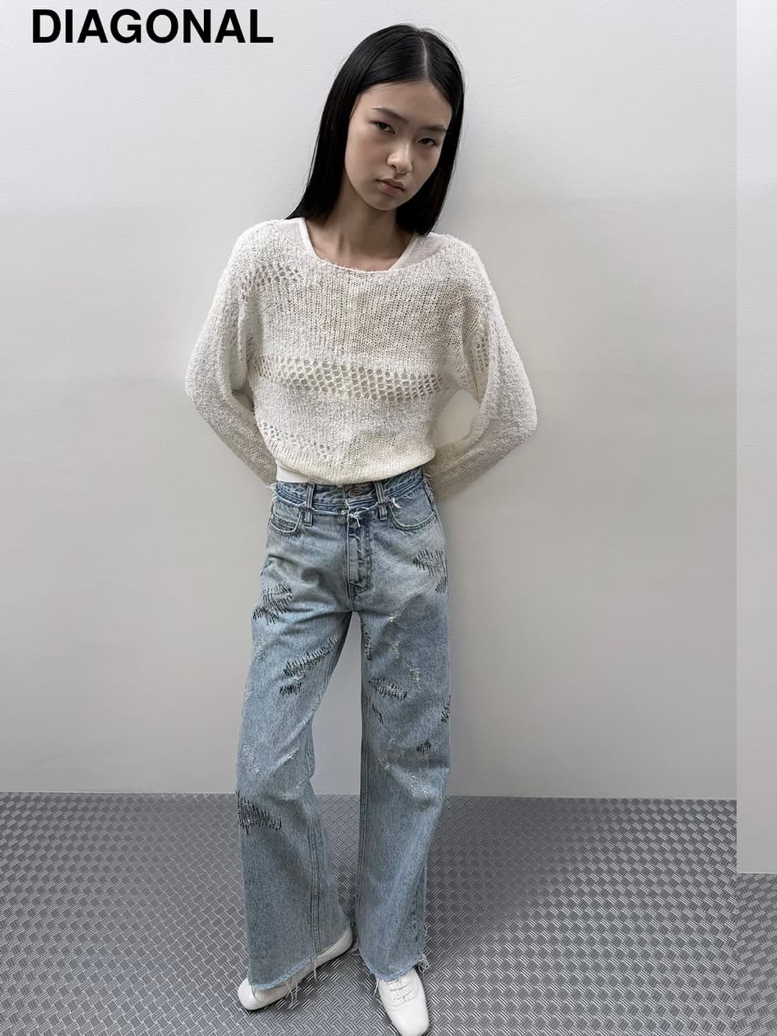 다이애그널 루즈 크롭 니트 상품이미지1