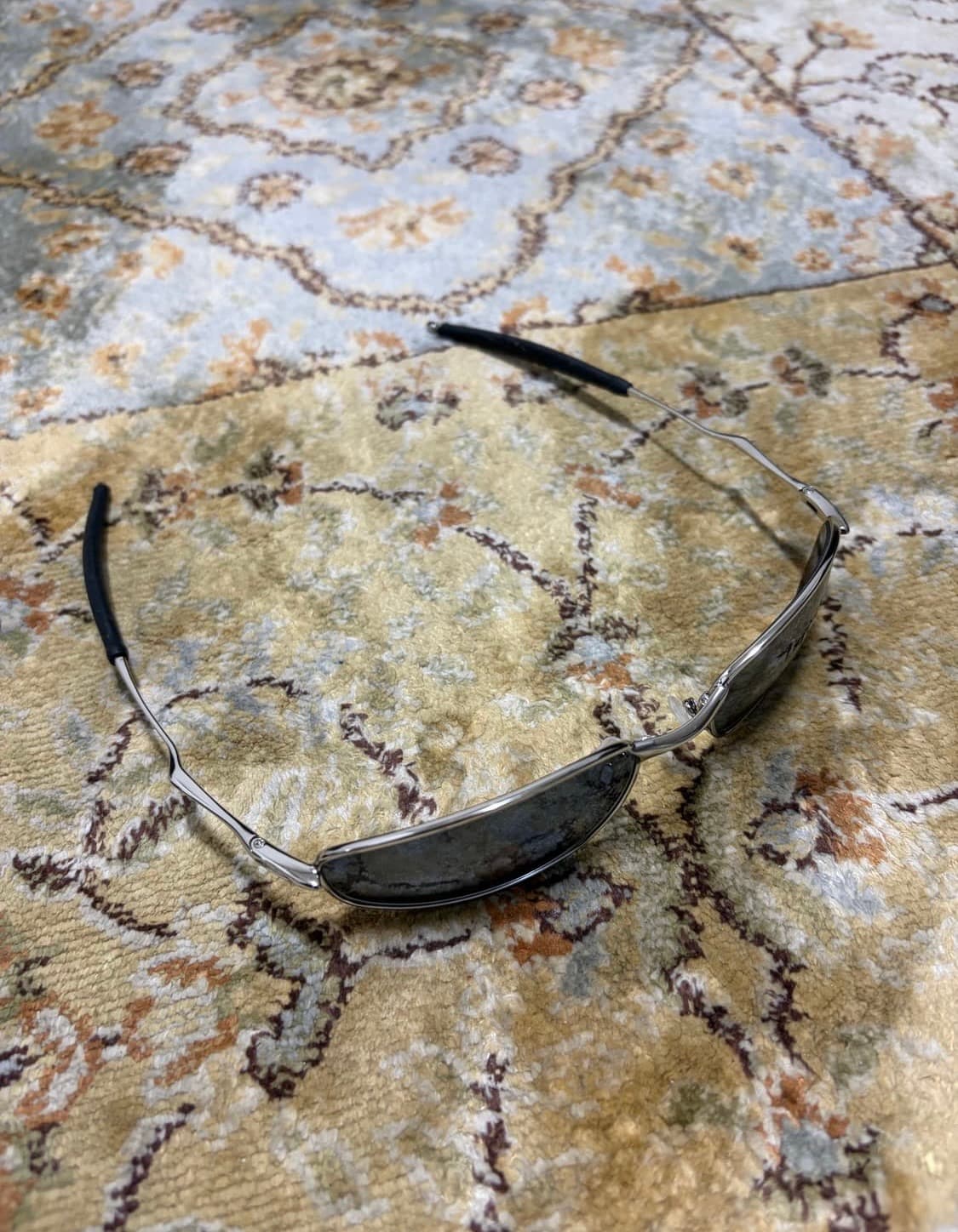 오클리 위스커 1.0 티타늄 실버 상품이미지2