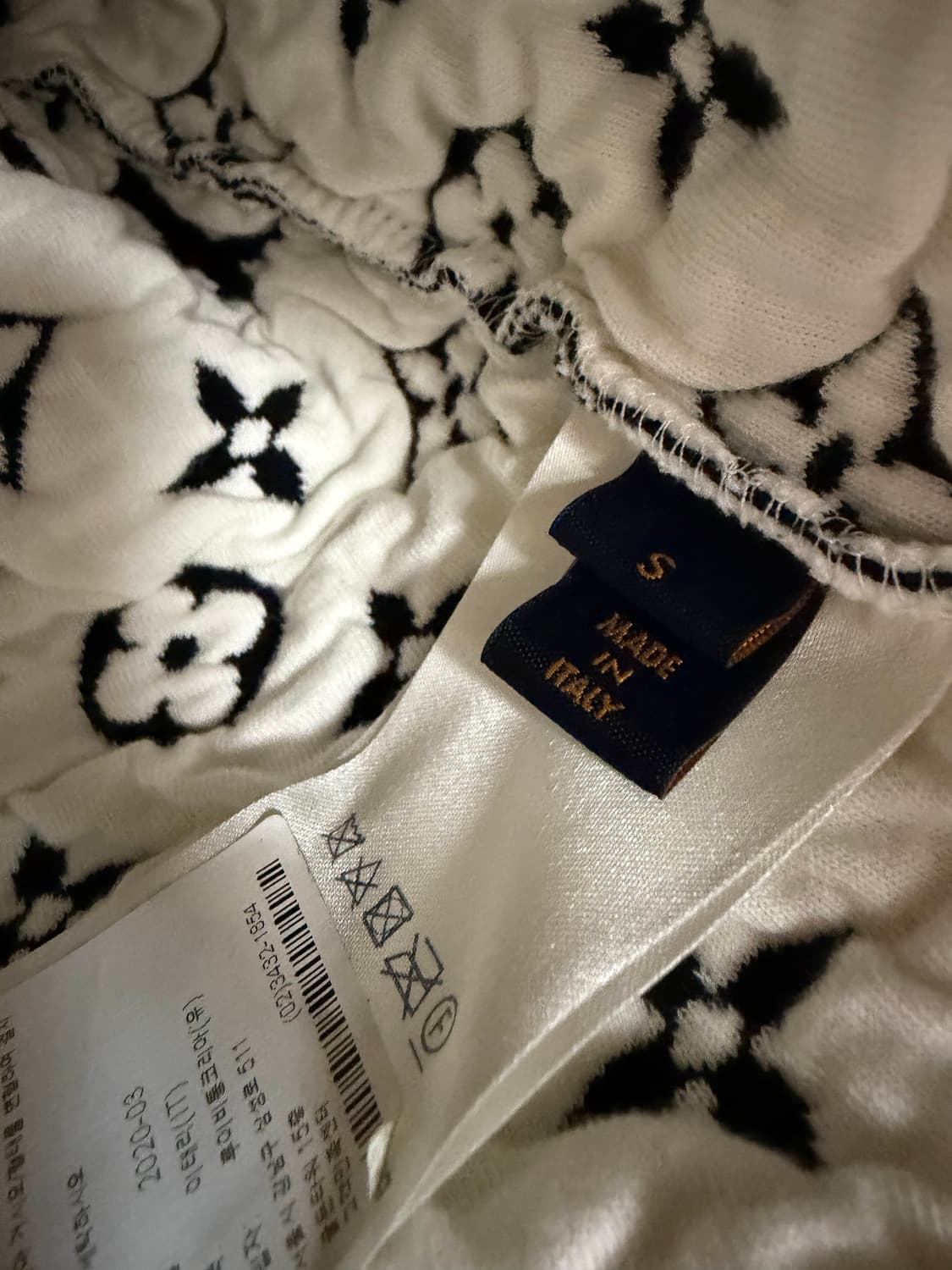 루이비통 풀 모노그램 자카드 맨투맨 (95)  상품이미지7