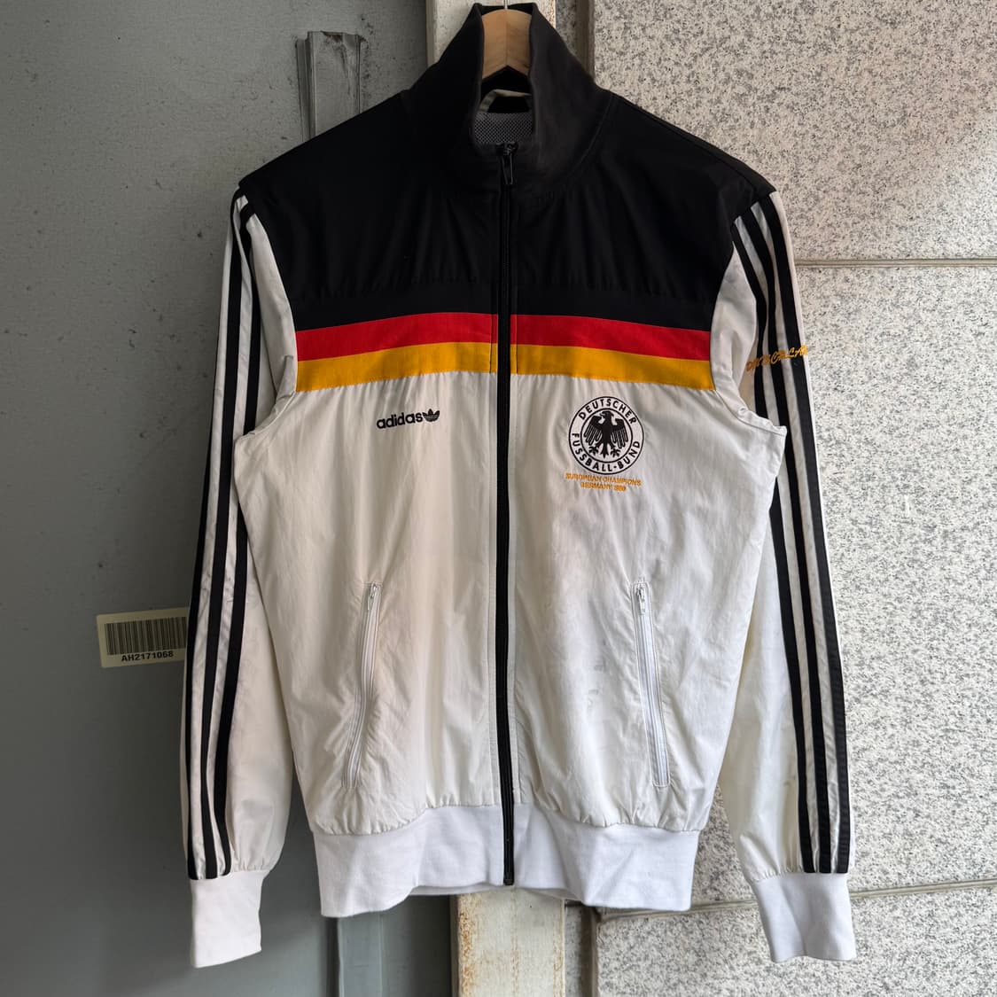 아디다스 독일 국대 바람막이 상품이미지1