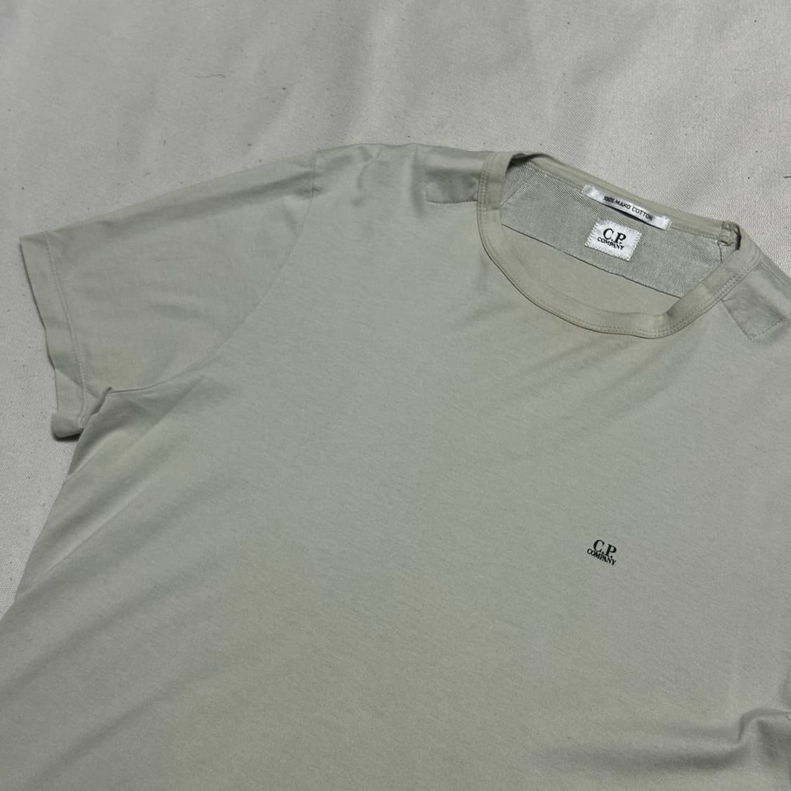 L C.P.컴퍼니 오트밀 반팔 티셔츠 상품이미지1