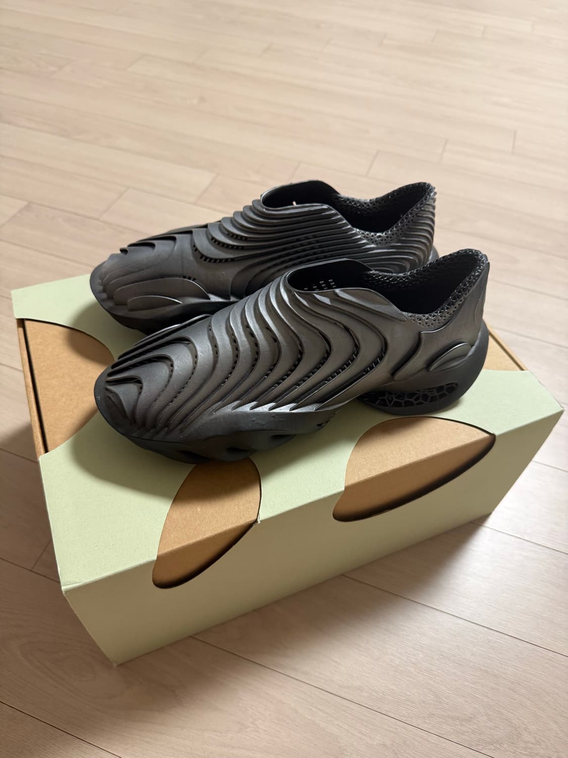 얼라이브폼 스트래텀팡 39 상품이미지1