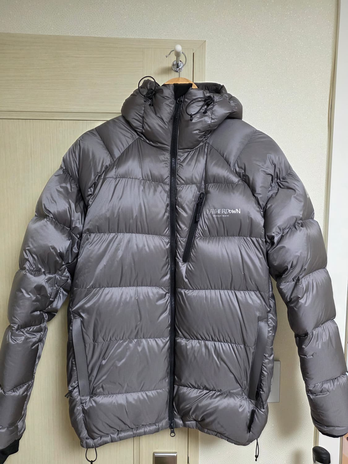 페더다운hd 애쉬그레이 M(100-103) 판매 상품이미지1