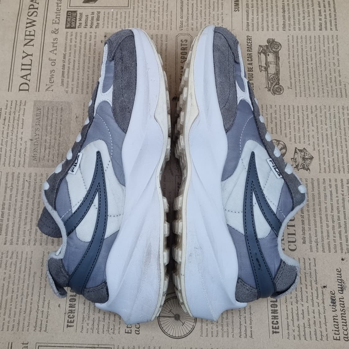 휠라 트라이벌 레이스 1999 여성운동화240 상품이미지5