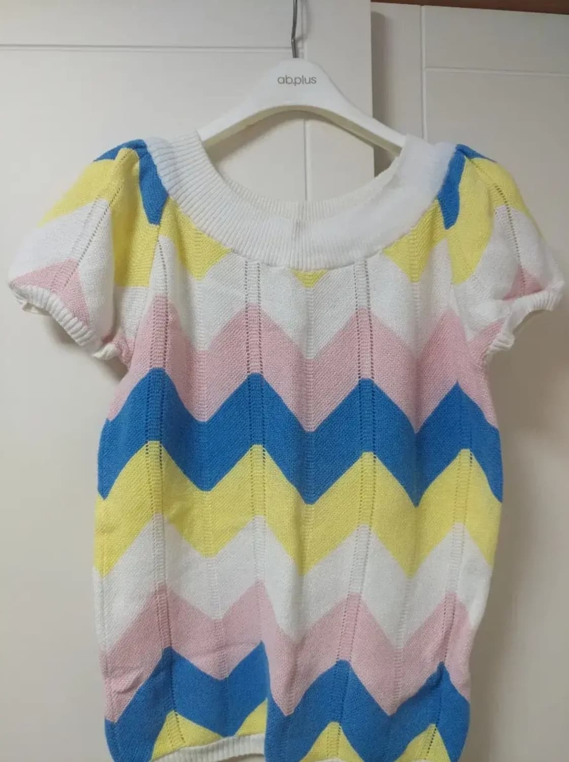 클라이드엔 퍼프소매 반팔 니트 상품이미지1