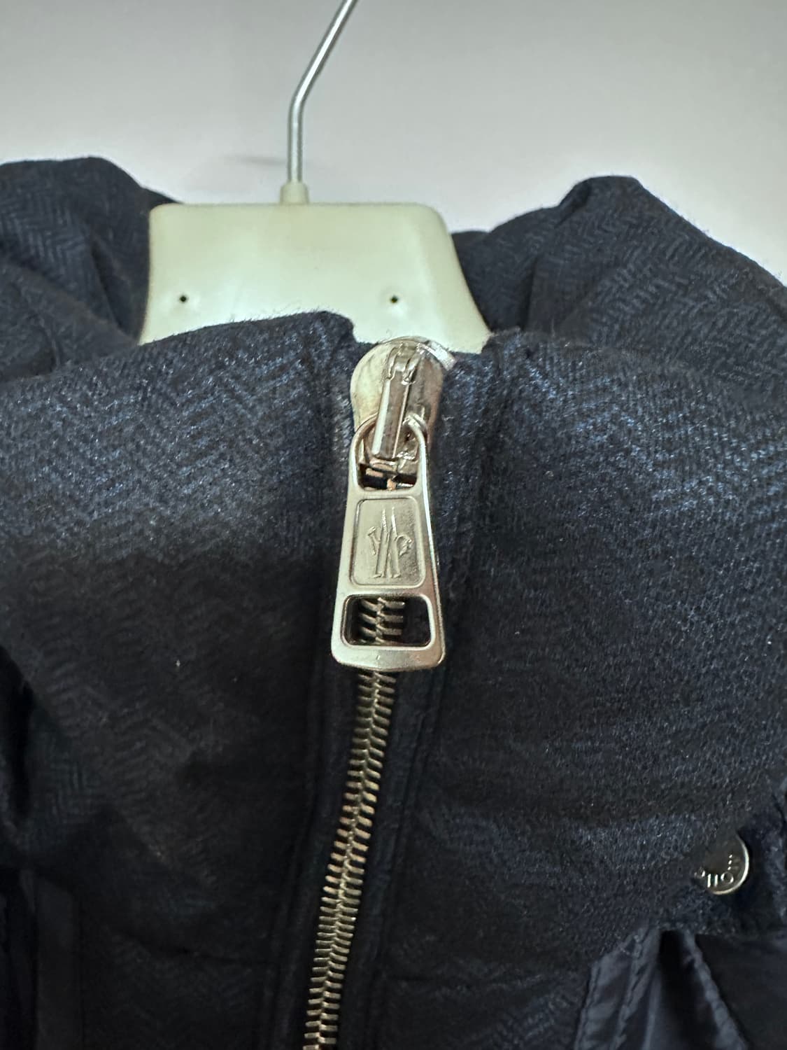 몽클레어 울믹스 패딩 헤링본 1사이즈 95-100 상품이미지3