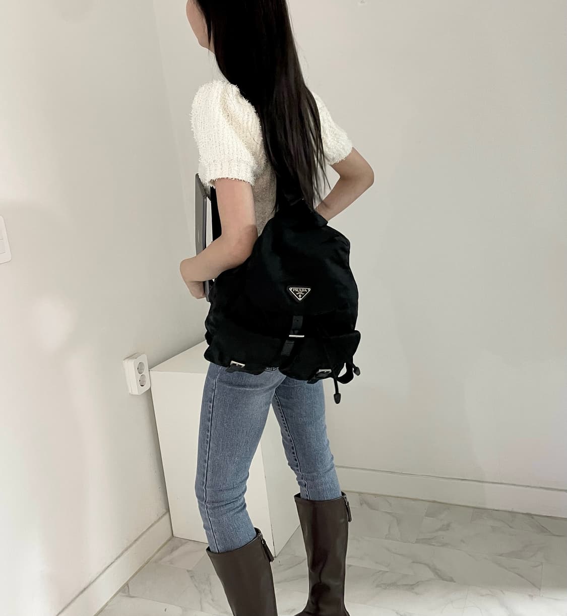 정품 프라다 백팩 미듐 사이즈  상품이미지2