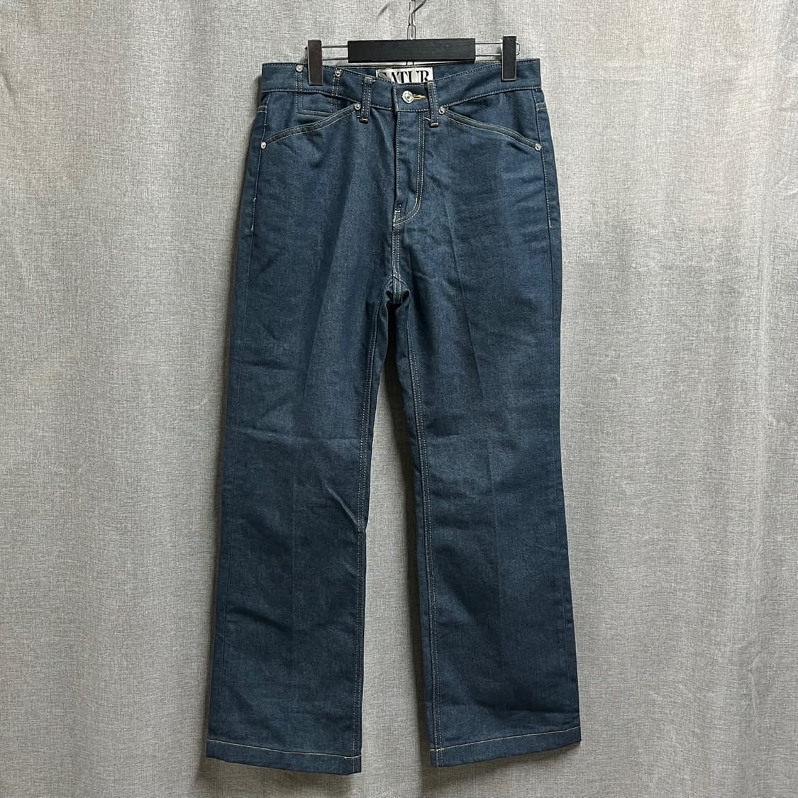 [M] 세터(SATUR) 와이드 패치 생지 데님 팬츠 미드블루 상품이미지1