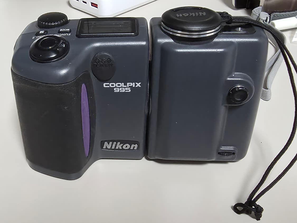 니콘 쿨픽스 995 빈티지 디지털카메라 상품이미지1