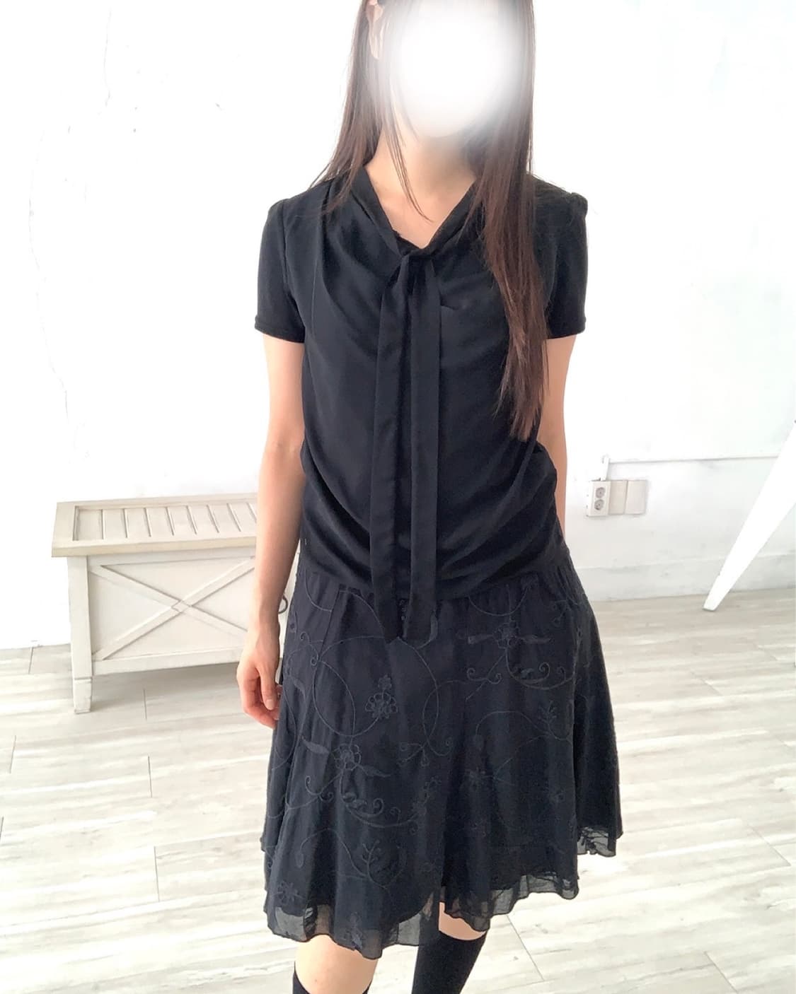 Black Embroidered Midi Skirt 상품이미지7