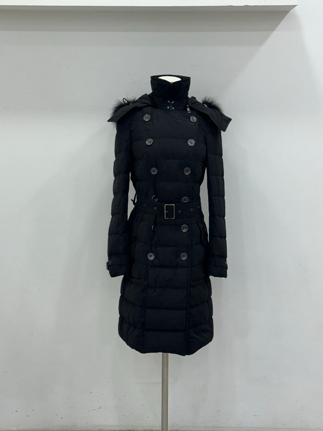 버버리 구스 롱패딩 상품이미지1