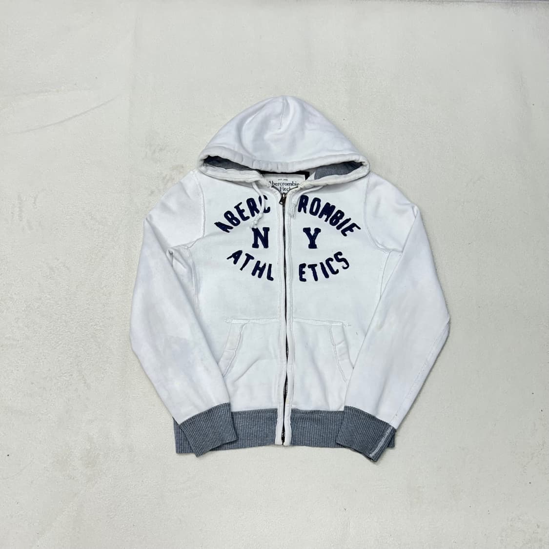 Abercrombie white hood zip-up 상품이미지4