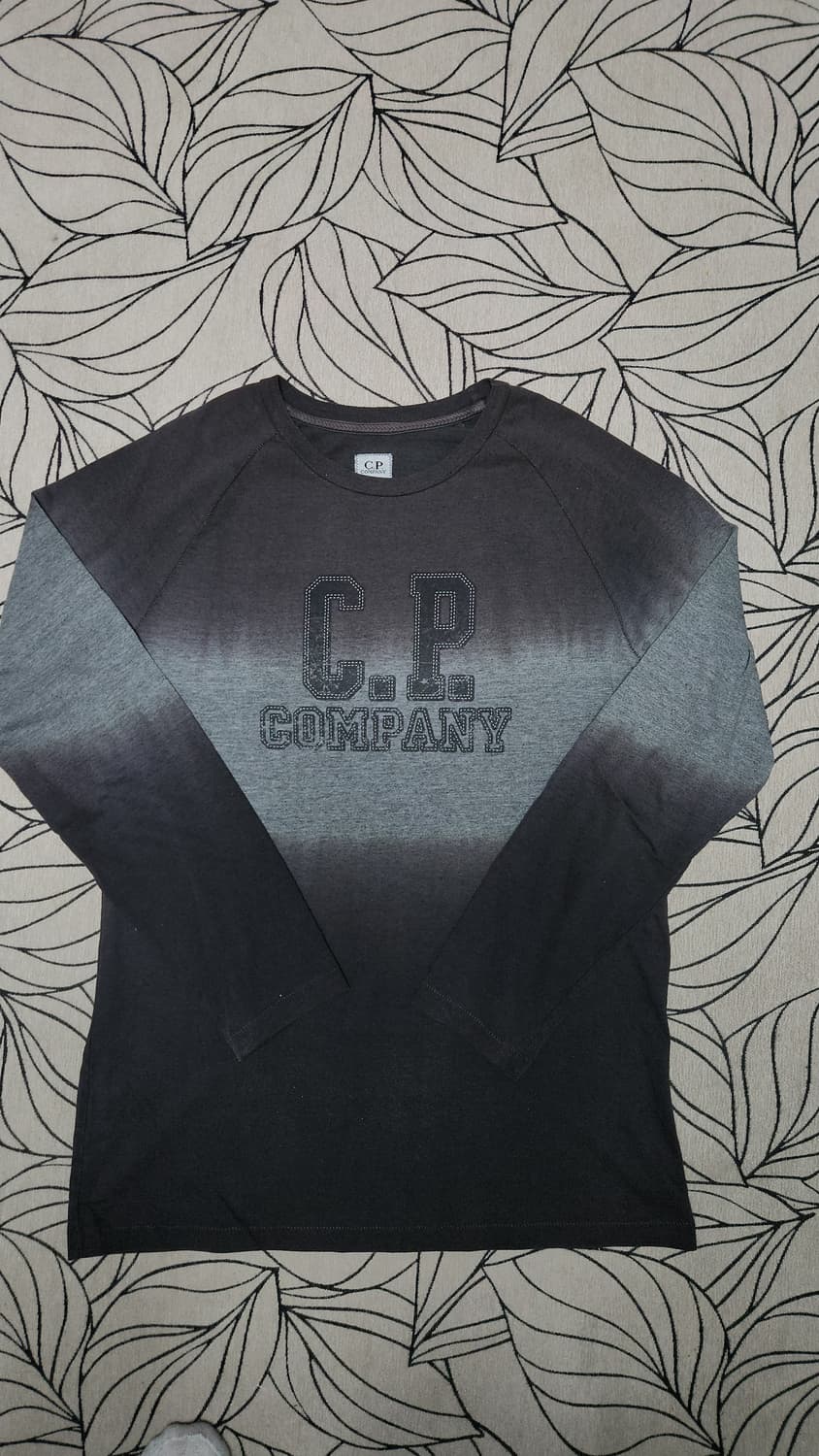 CP컴퍼니 빈티지 그라데이션 후드그라피 롱슬리브 XL 상품이미지1