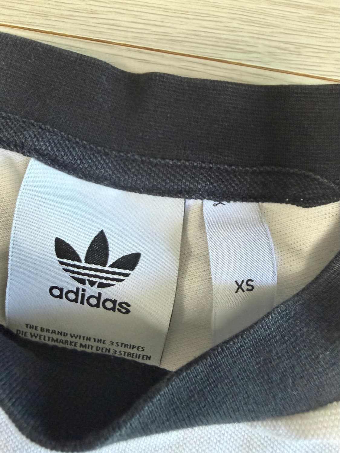 아디다스 삼선 긴팔티 xs 상품이미지3