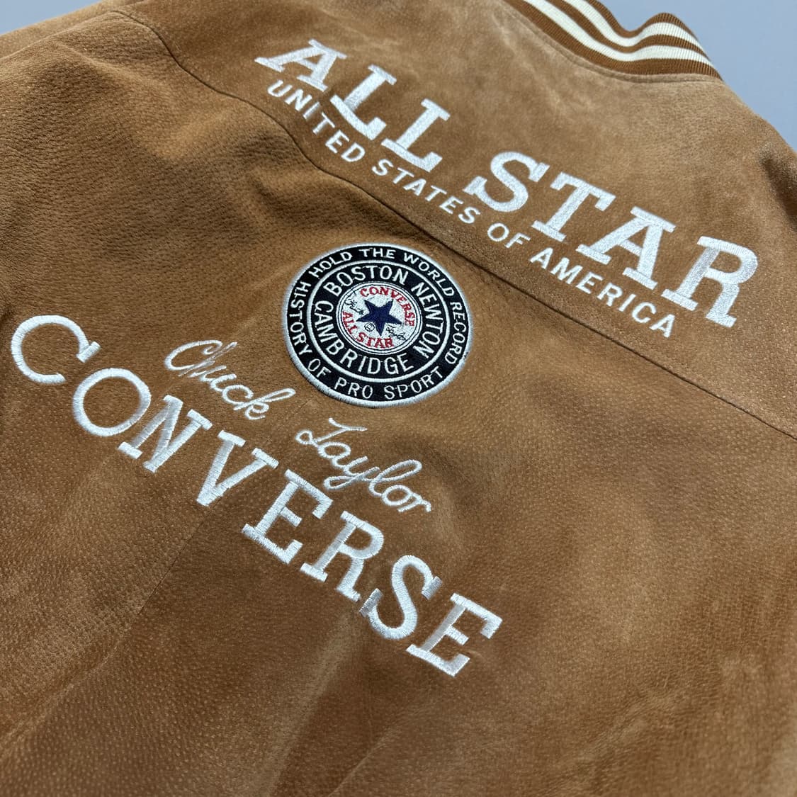 컨버스(CONVERSE) 00's 베이지 피그스킨 스펠아웃 봄버 자켓 상품이미지7