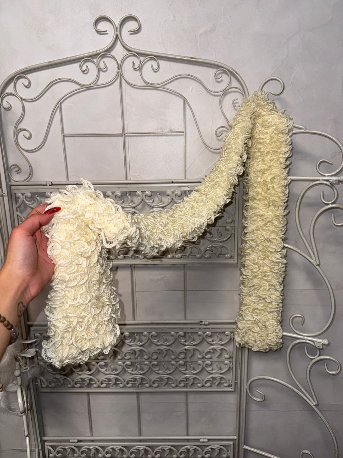 Ivory grunge ruffle knit muffler 상품이미지3