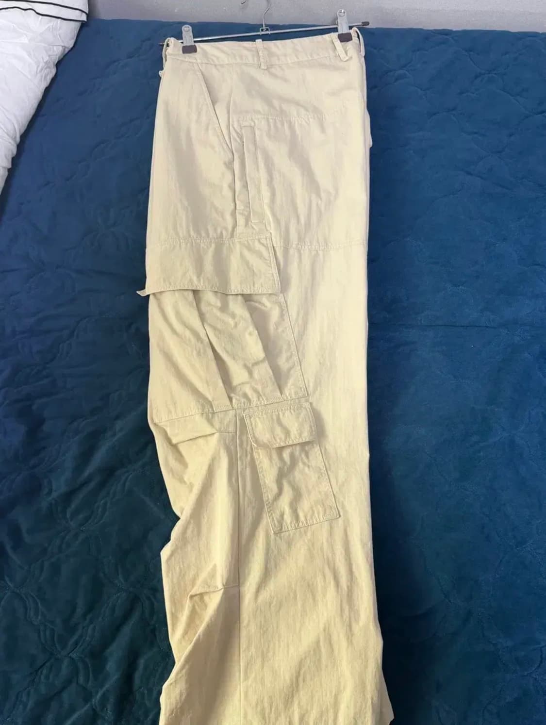 Yiyae slant structure cargo pants m팝니다 상품이미지3