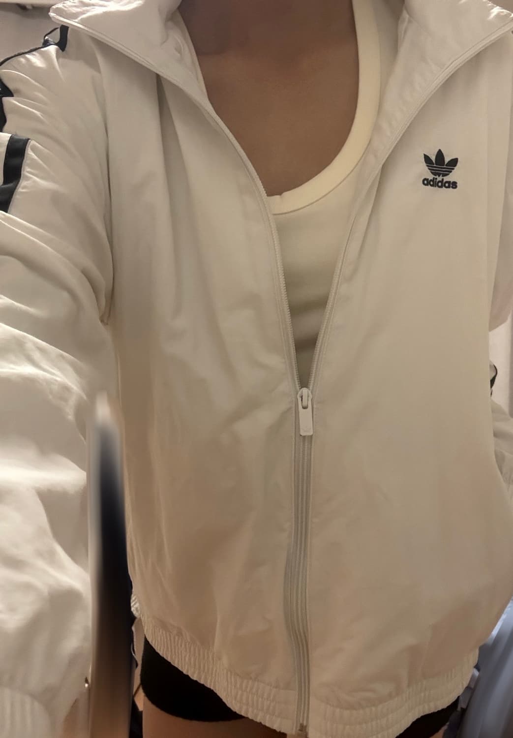아디다스 화이트 바람막이 상품이미지1